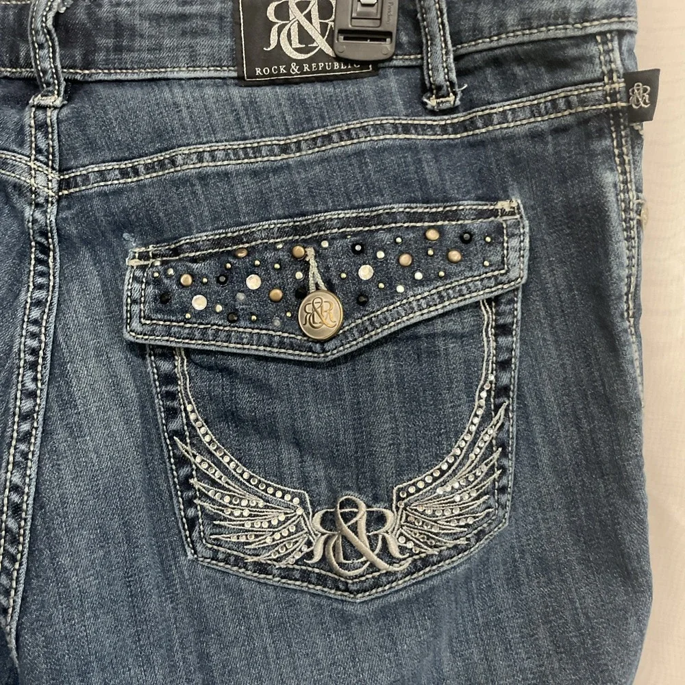 ROCK & REPUBLIC Size 16 X30 Kasandra Boot Cut Jeans Boot Cut Rivet Pockets Bling - Picture 3 of 7